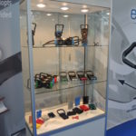 vitrine eaxtron cemat